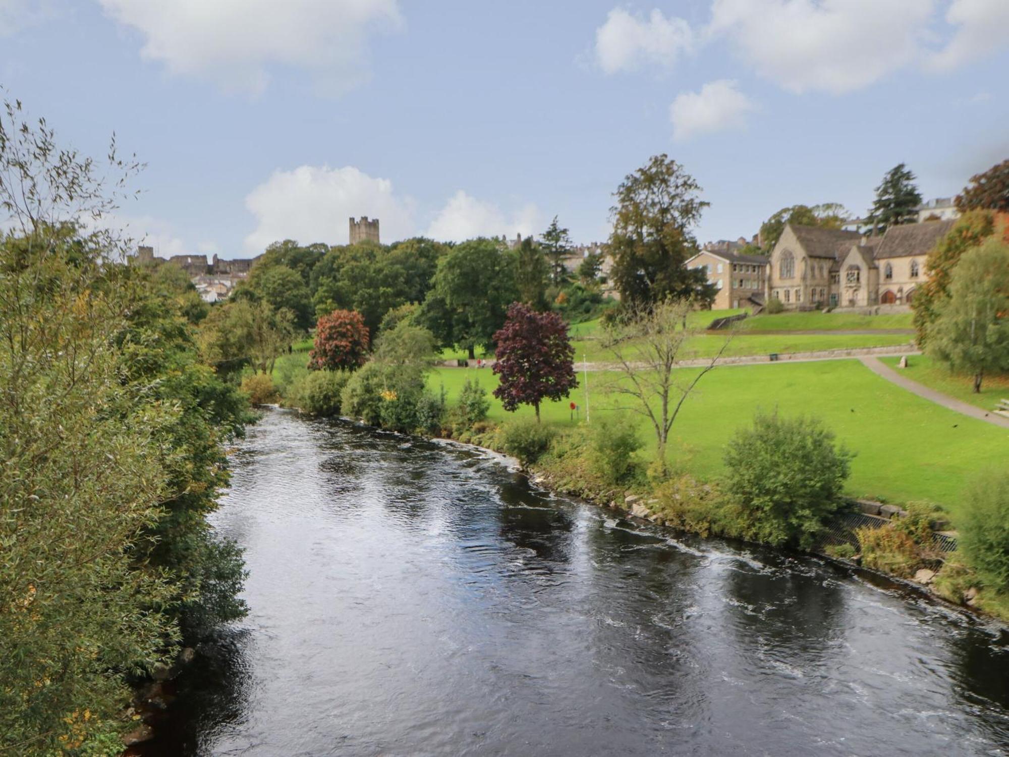 הוילה Crakehall St Edmunds House מראה חיצוני תמונה